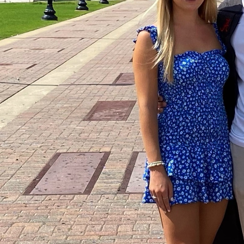 Blue floral stretchy dress